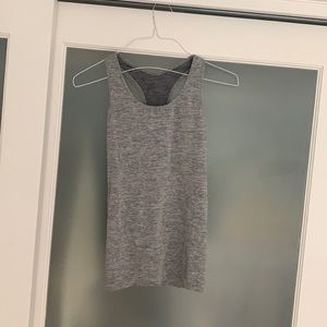 Grey workout tank!